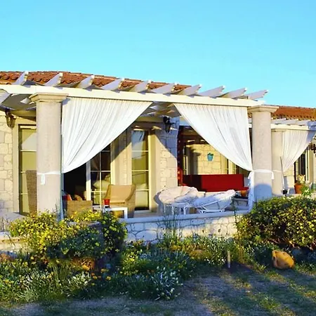 Kairaba Alacati & Hotel