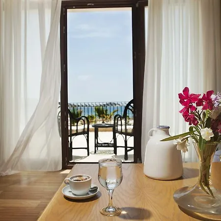 Kairaba Alacati & Hotell 2*